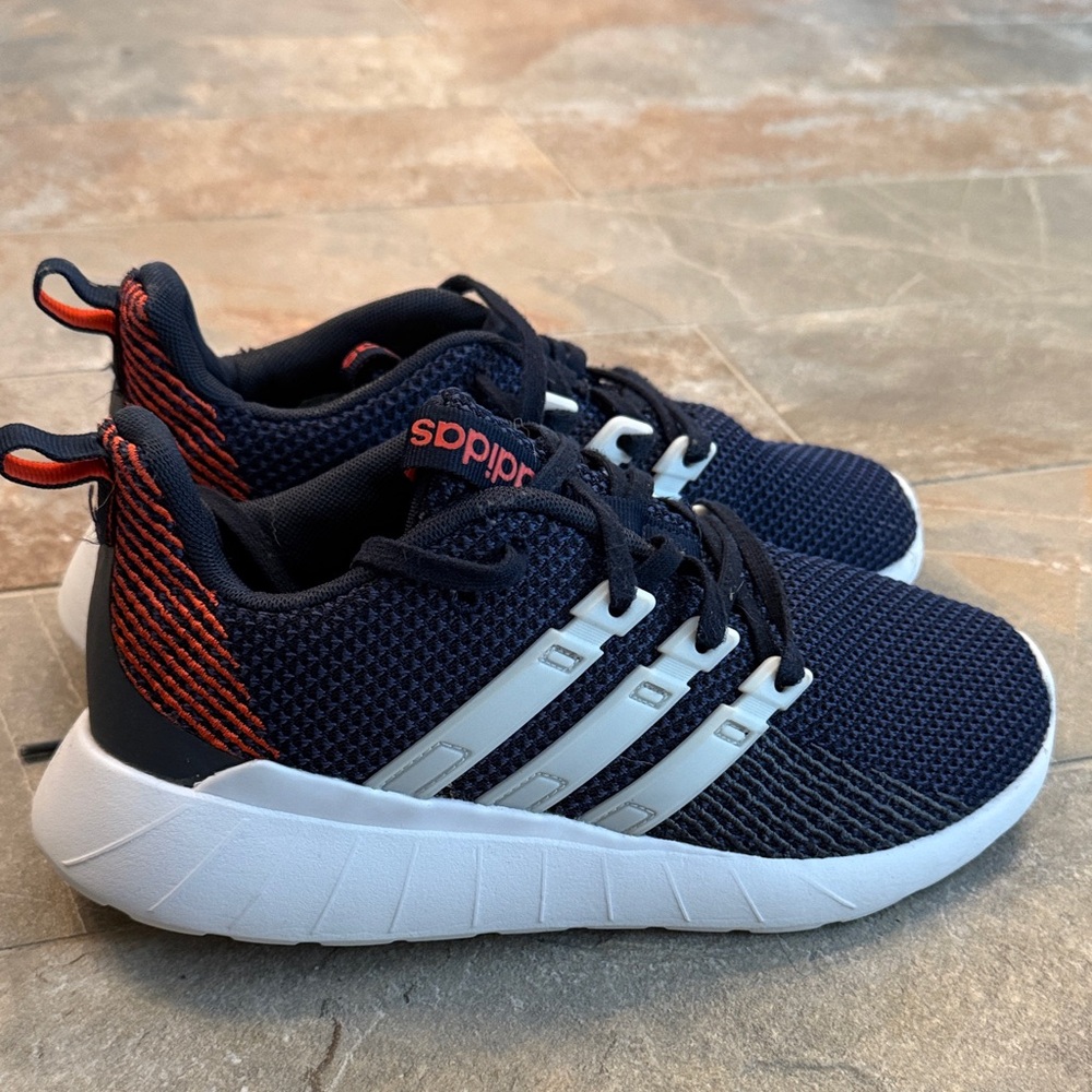adidas Kids Navy and Orange Mesh Athletic Sneakers (missing insoles)